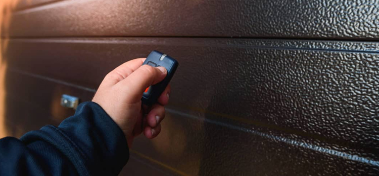 automatic door opener with remote control in Campbell
